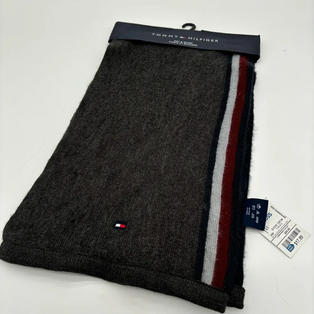 Tommy Hilfiger Scarf‎ Men’s Brand New with Tags